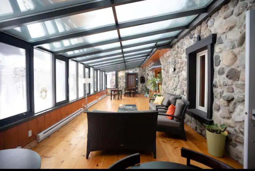 Condo Hotel Au Pied Du Mont Orford Luaran gambar