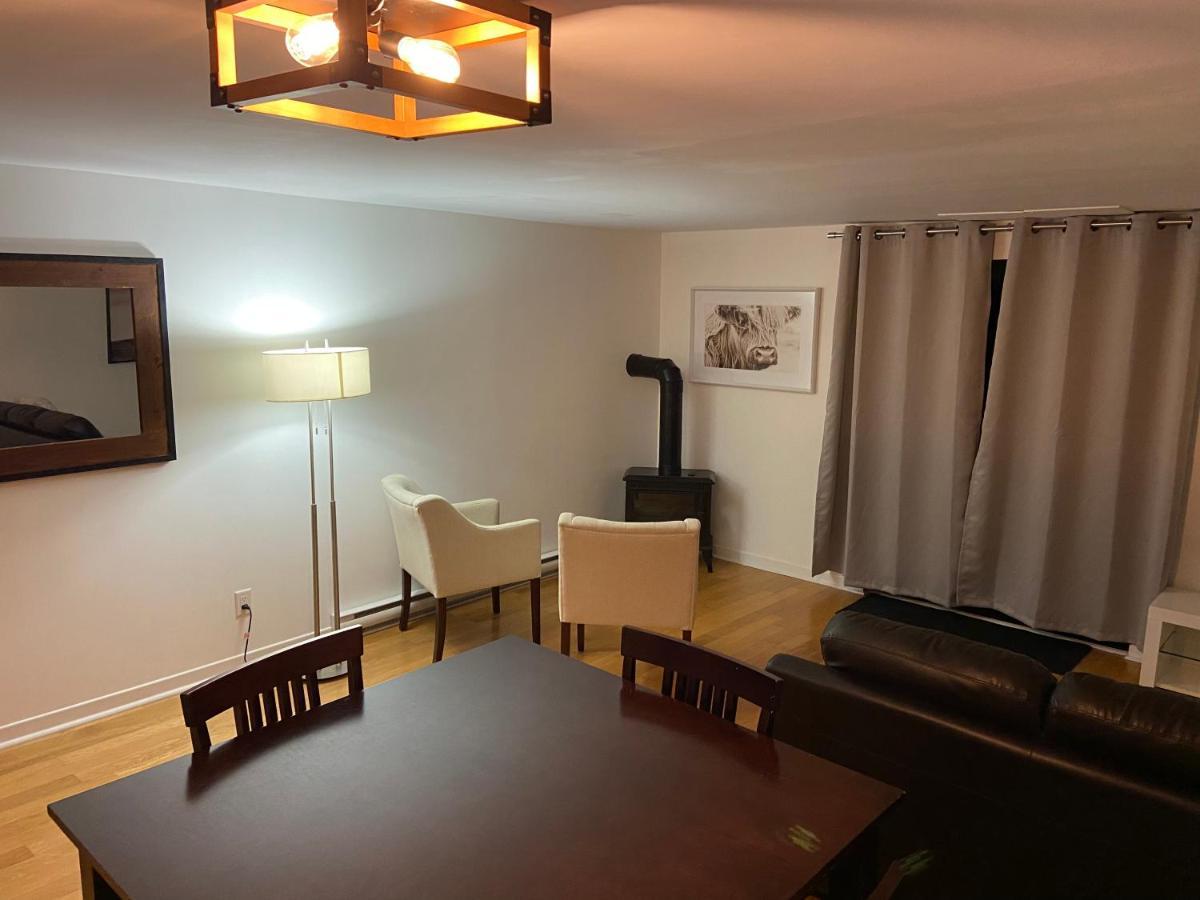 Condo Hotel Au Pied Du Mont Orford Luaran gambar