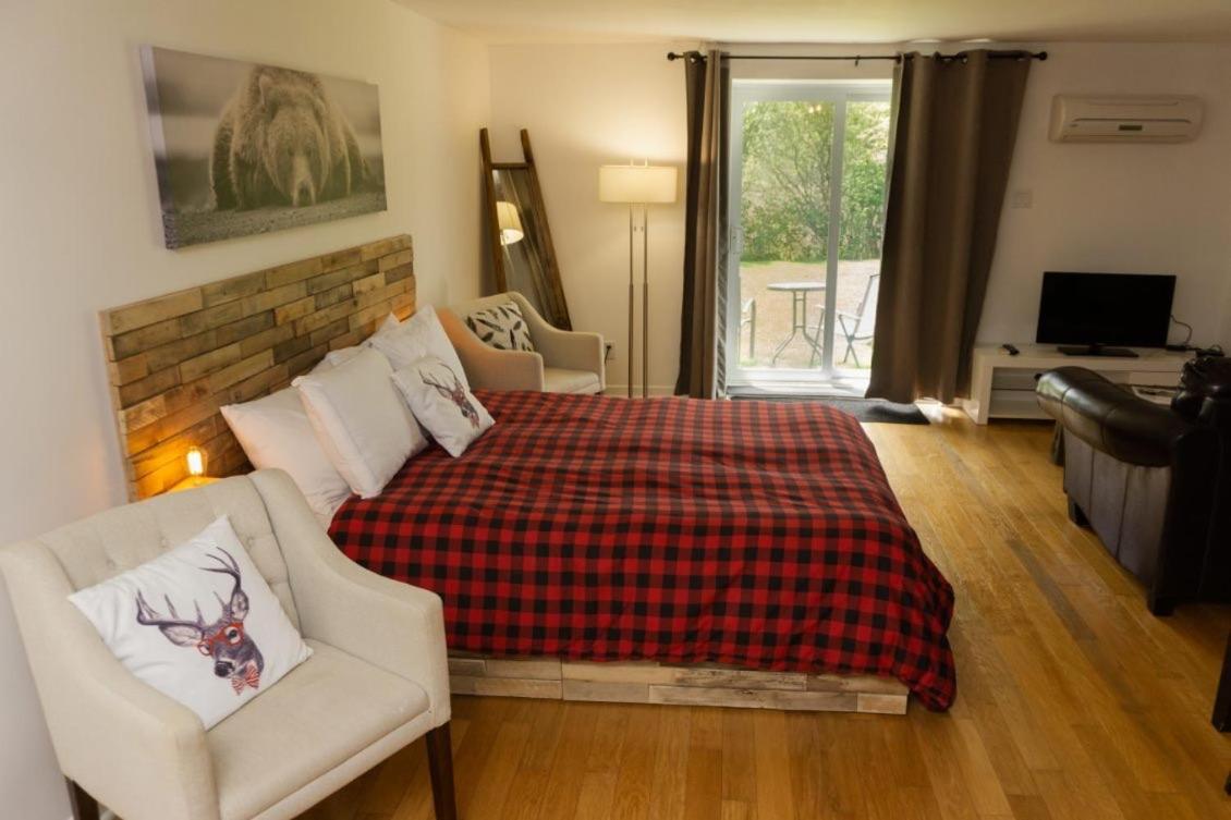Condo Hotel Au Pied Du Mont Orford Luaran gambar